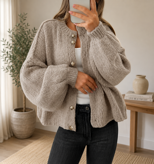 Women’s Knitted Cardigan – Soft Casual Button-Up Sweater