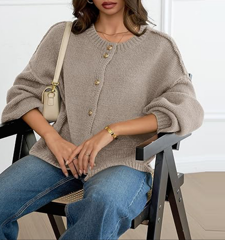 Women’s Knitted Cardigan – Soft Casual Button-Up Sweater