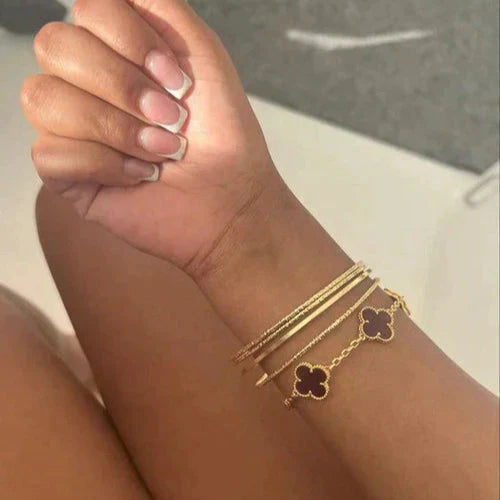 CLOVER | Black/Silver Bracelet